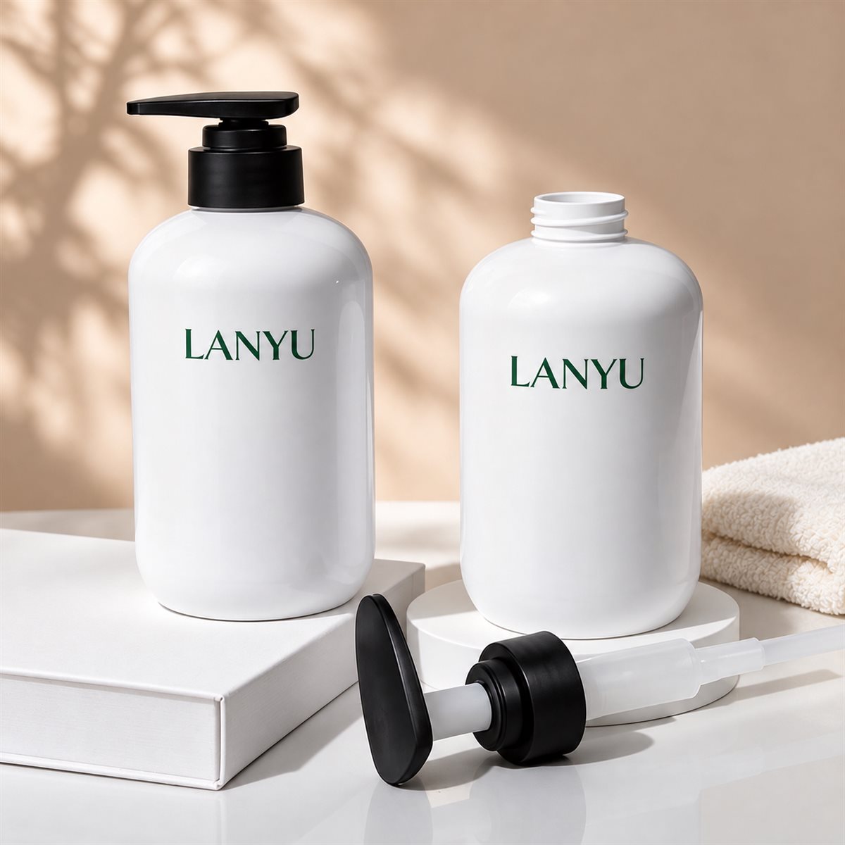 LY-0152 pump bottle detail